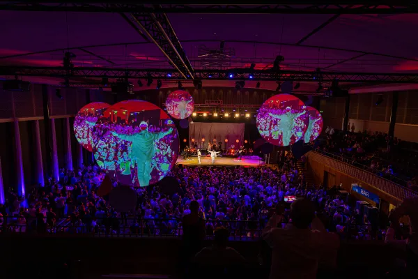 150 Jahre Zürich 01