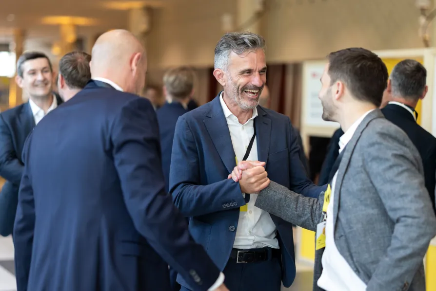 HGC_ Gäste beim Netzwerken 