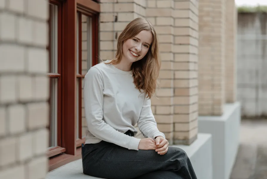 Laura Schwenk