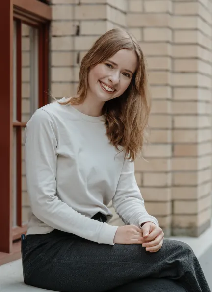 Laura Schwenk